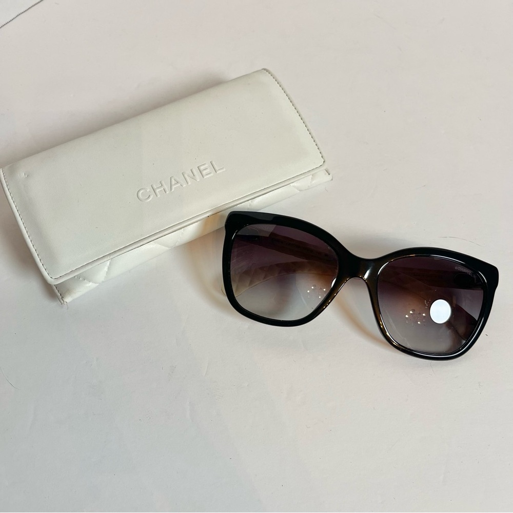 Chanel | Black & White Cat Eye Frame Sunglasses 5288Q